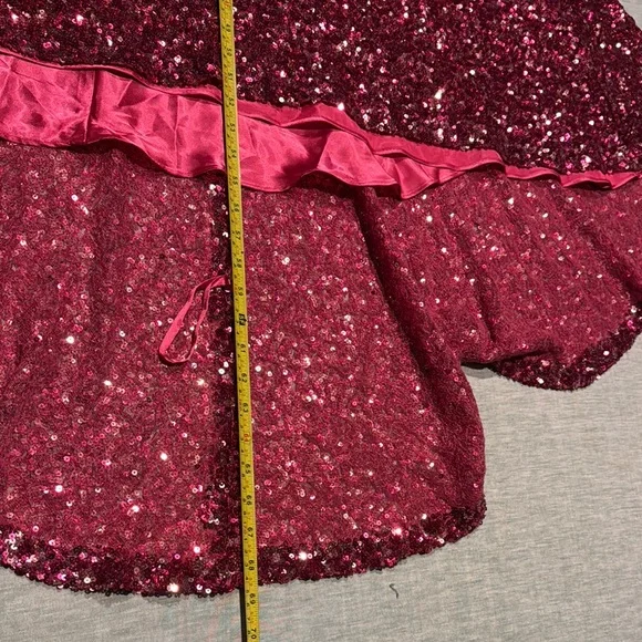 Elegant Sequin Evening Gown - Picture 10 of 13